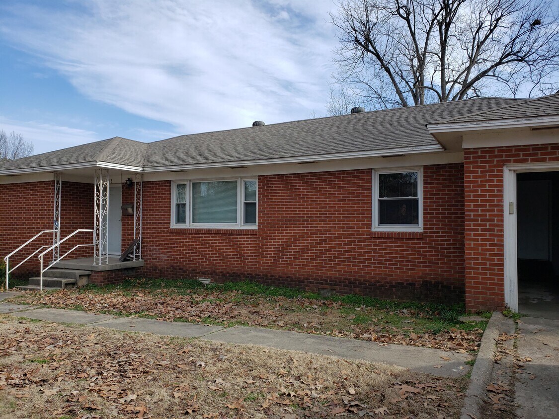 515 N 5th St, Paragould, AR 72450 House for Rent in Paragould, AR