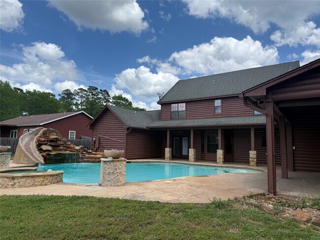 Foto del edificio - 2063 Apache Dr