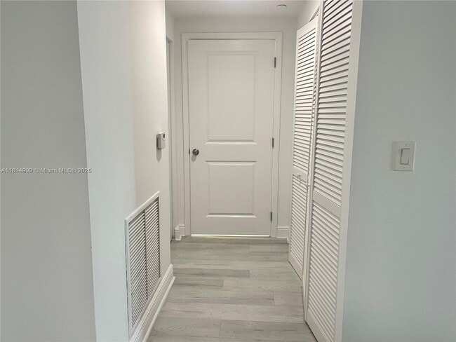 Building Photo - 1250 S Miami Ave