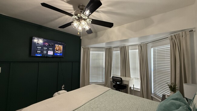 Foto del edificio - 2279 Ironstone Dr E