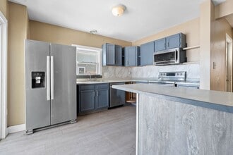 Building Photo - 14 Artillery Ln