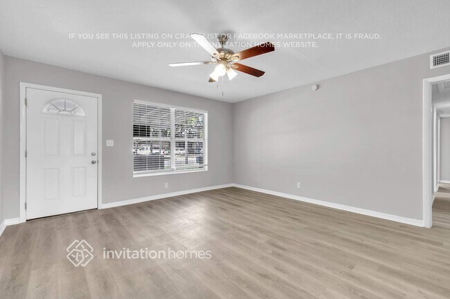 Foto del edificio - 3113 Rogero Rd