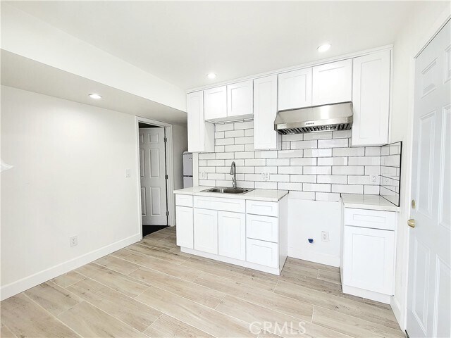 Primary Photo - 1414 Escalada Ave