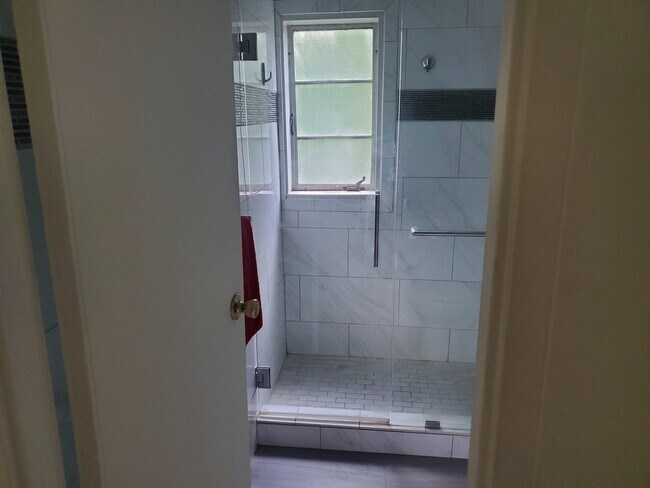 Foto del edificio - 1154 Briarcliff Rd NE