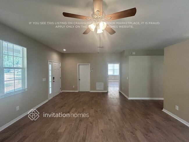 Building Photo - 3015 Summer Cruise Dr