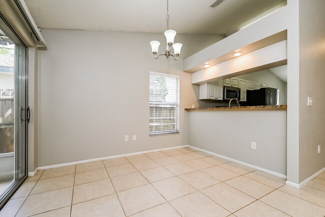 Building Photo - 13656 Laraway Dr