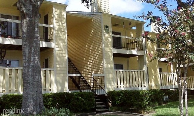 Building Photo - 503 Davis Rd