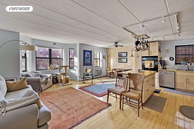 Building Photo - 442 Clermont Ave