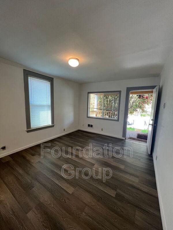 Building Photo - 1917 N 50th St