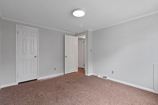 Foto del edificio - 810 Wildwood Cir