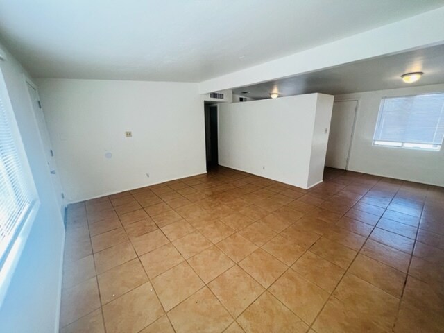 Foto del edificio - 5141 E Andrew St
