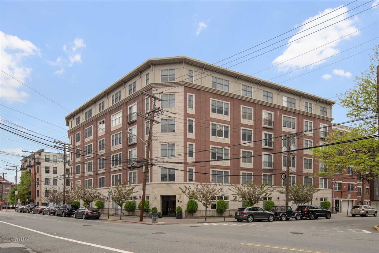 Foto principal - 82 Clinton St