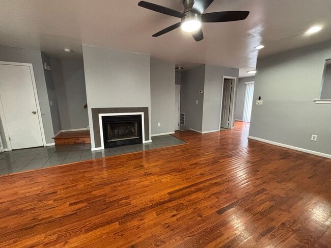 Building Photo - 577 Berlant Ave
