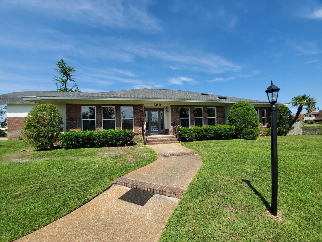 330 Harvard Blvd, Lynn Haven, FL 32444 House Rental in Lynn Haven, FL