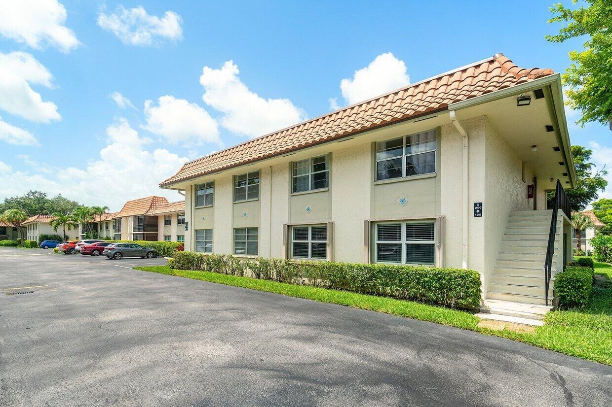 Primary Photo - 1124 NW 13th St