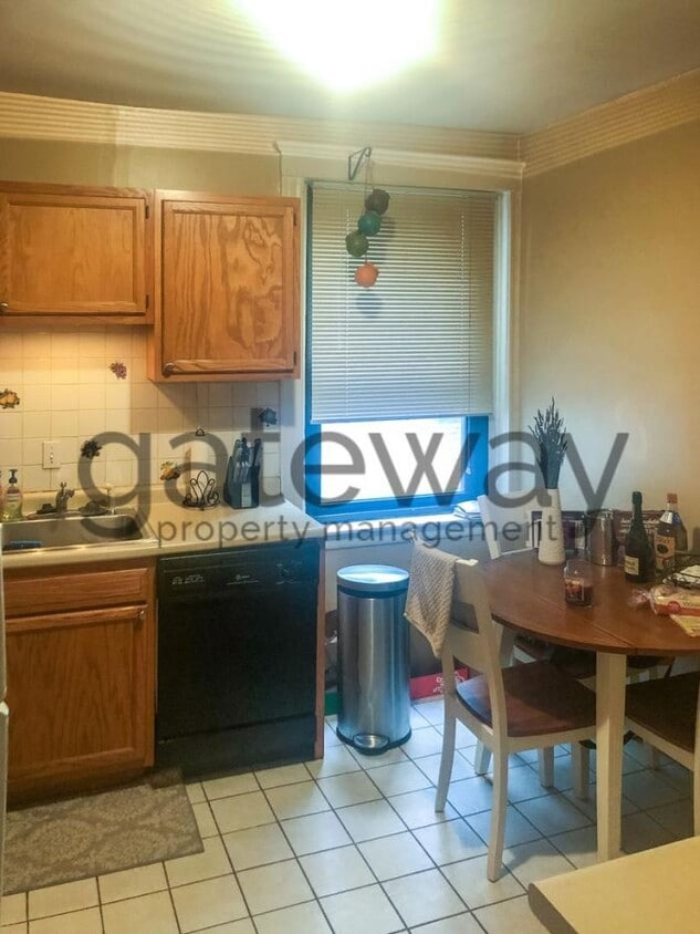 Primary Photo - 1 bedroom in Brighton MA 02135