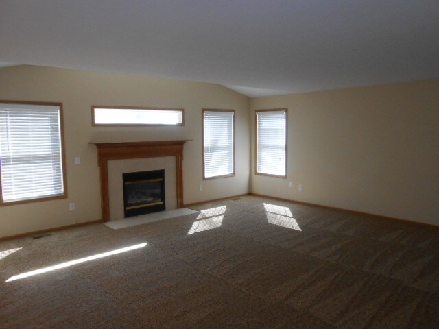Building Photo - 7989 Headwater Drive