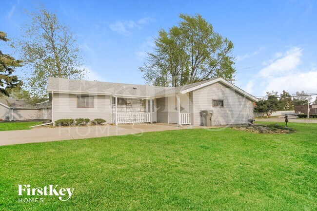 Foto del edificio - 17031 S 88th Ave