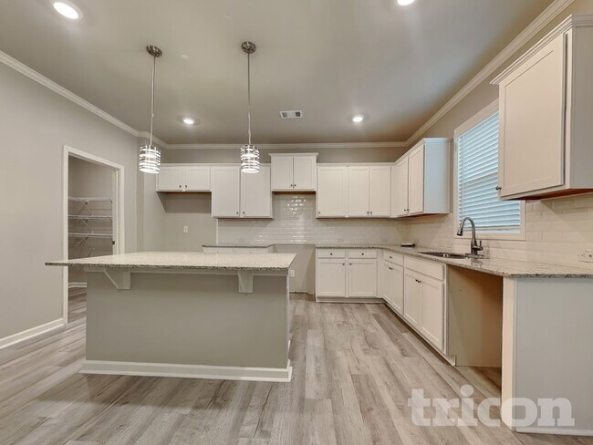 Foto del edificio - 243 Hummingbird Trail