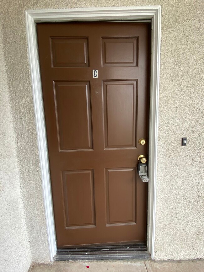 Photo - 4045 W 182nd St Apartments