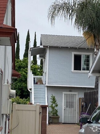 Building Photo - 1333 Bennett Ave