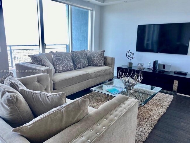 Foto del edificio - 60 SW 13th St