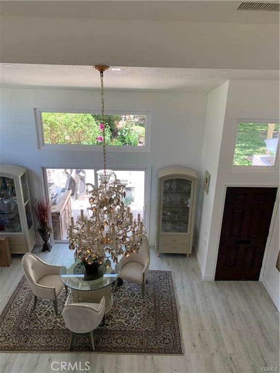 Building Photo - 484 Calle Cadiz