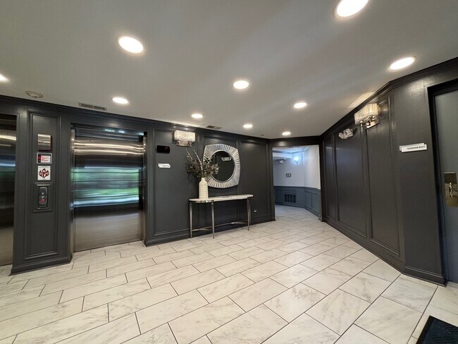 Foto del edificio - 845 E 22nd St