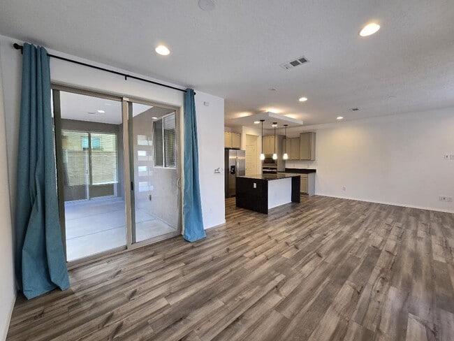 Building Photo - 5208 Gold Hl Ln