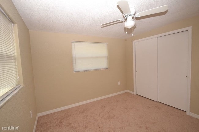 Building Photo - 48 Ventura Dr