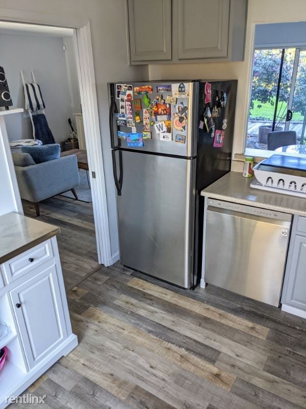 Building Photo - 3 br, 2 bath Townhome - 104 Villa Dr