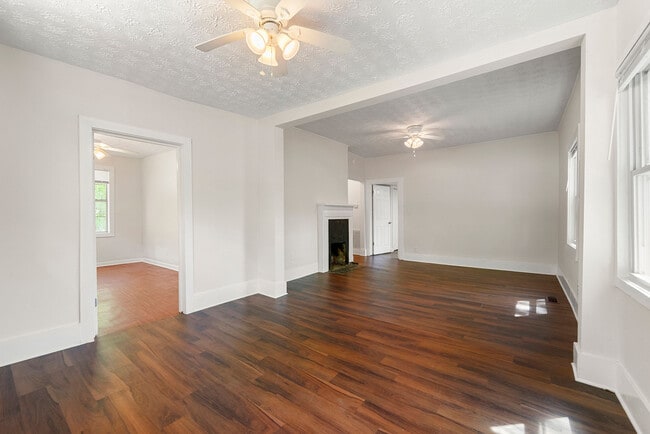 Building Photo - 1680 Wenlock St NW