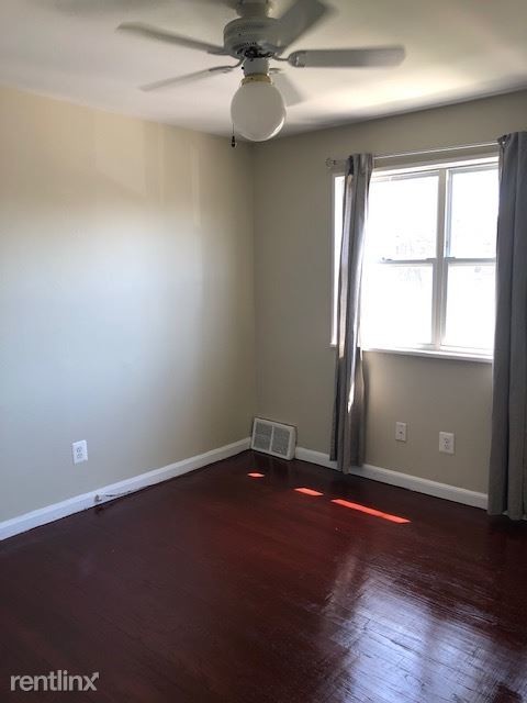 Building Photo - 2 br, 1 bath Condo - Brownstones Condominiums