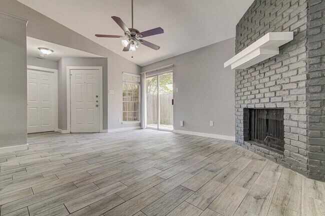 Building Photo - 12220 Tyson Cove