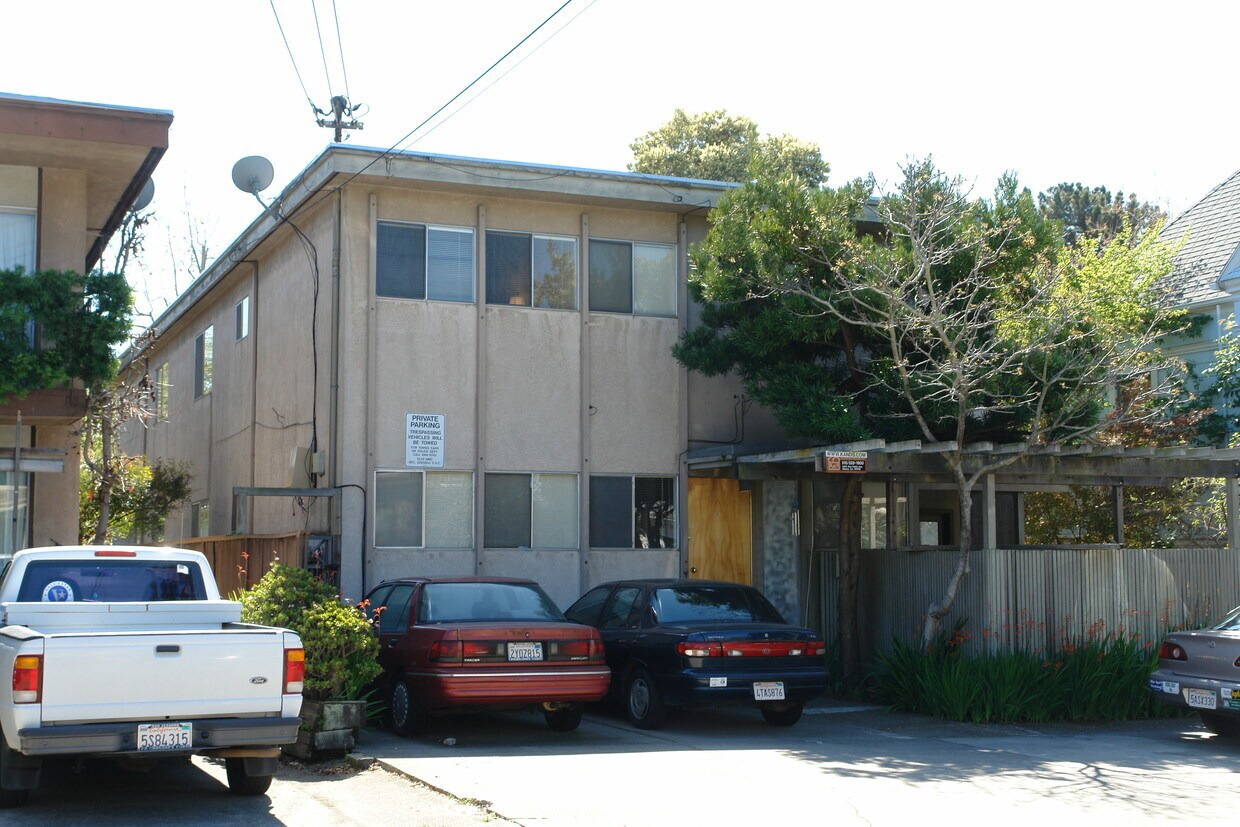 Foto principal - 1818 Virginia St