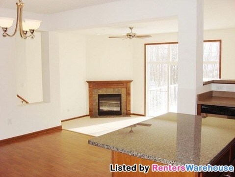Building Photo - 5009 Dunkirk Pl N