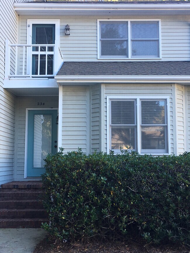 1800 Eastwood Rd Unit 234 Lions Gate, Wilmington, NC 28403 Condo for