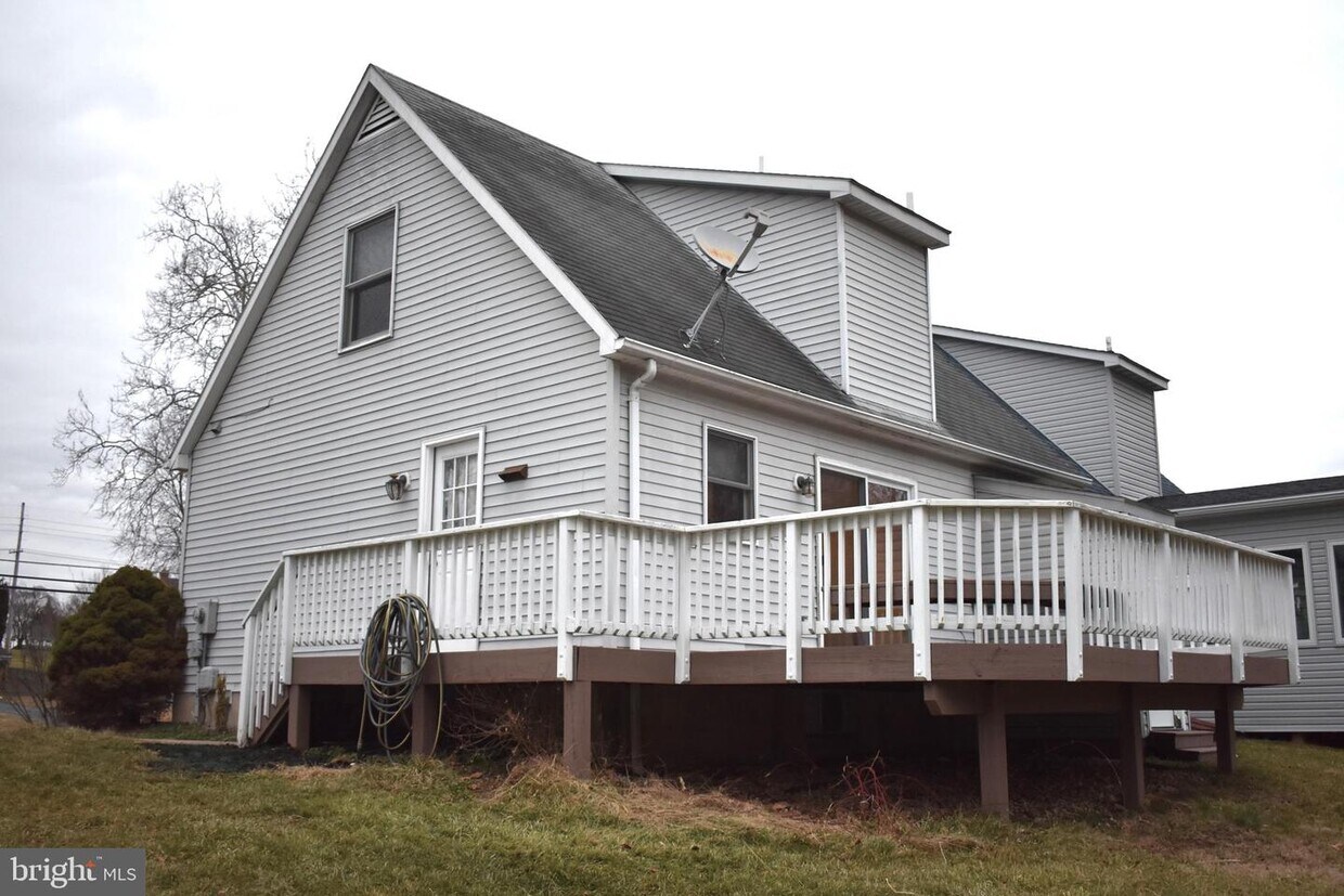 Primary Photo - 4181 Jefferson Pike