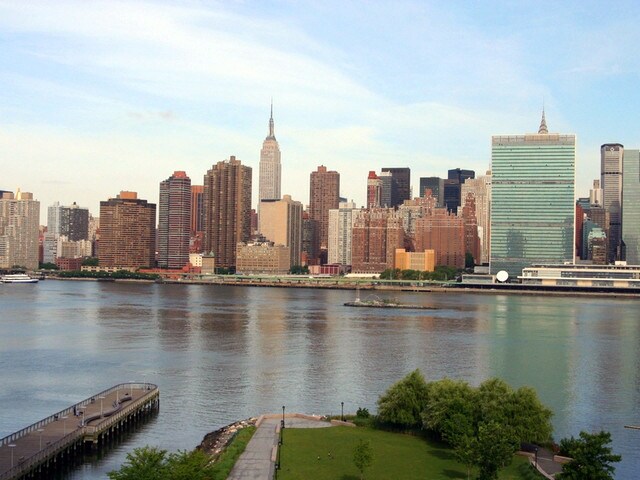 Foto del edificio - Avalon Riverview