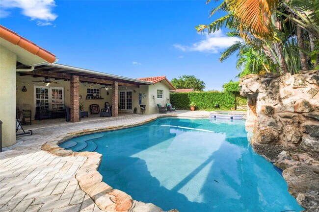 Foto del edificio - 14012 SW 38th Terrace