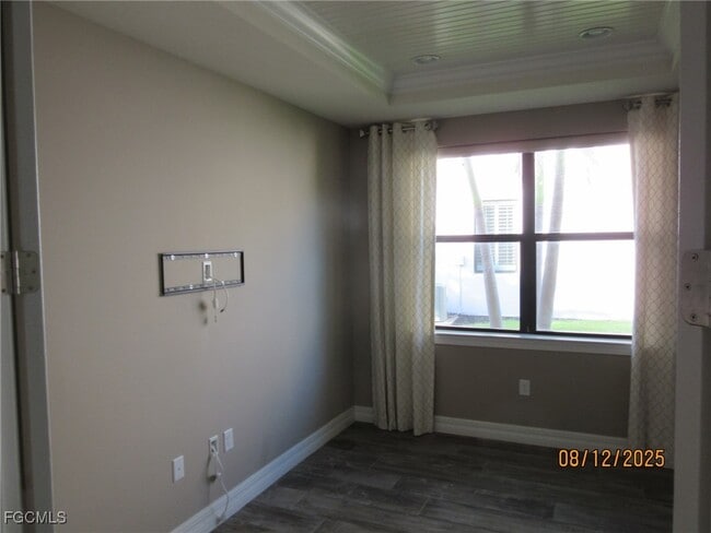 Foto del edificio - 14589 Laguna Dr