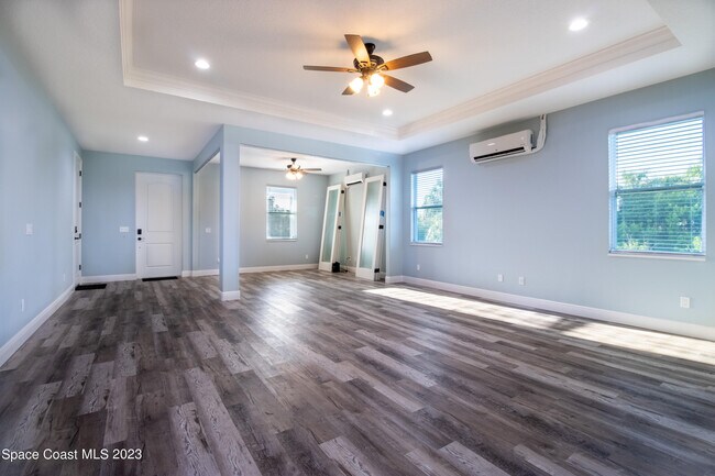 Foto del edificio - 2106 Madden Ave