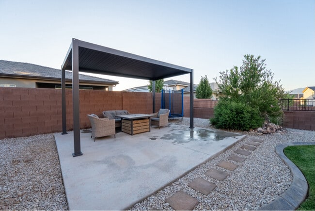 Building Photo - 6020 Ersa Ln
