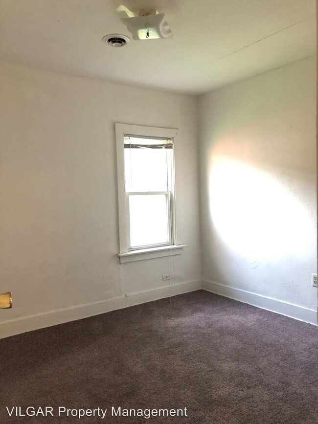 Building Photo - 4013 Melville Ave