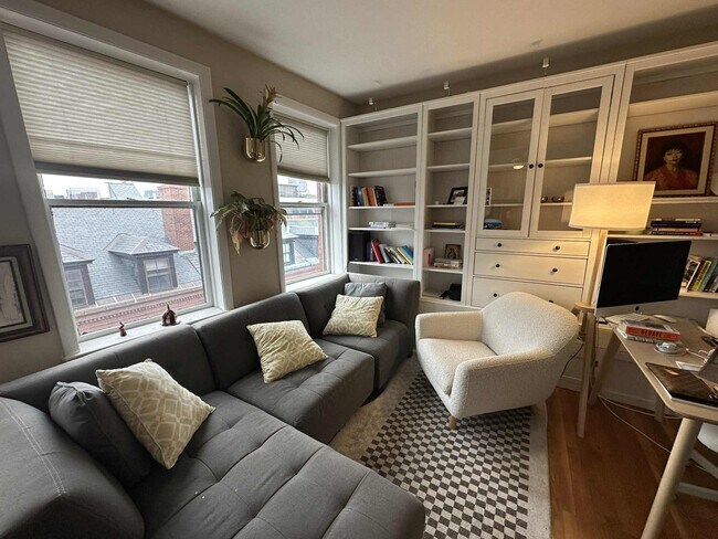 Building Photo - 57 West Cedar St