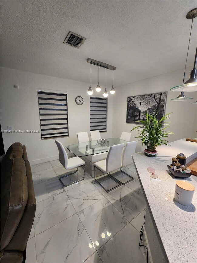 Foto del edificio - 23731 SW 114th Pl