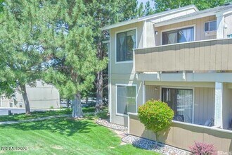 Building Photo - 3890 E Leonesio Dr