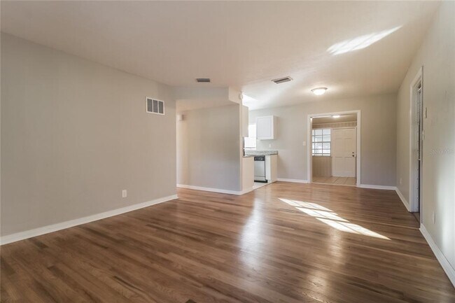 Foto del edificio - 1010 Sierra Ln