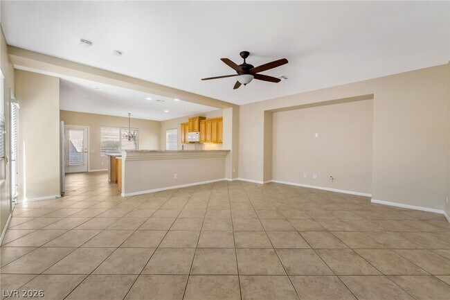 Building Photo - 2155 Spurs Ct