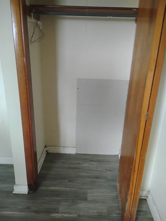 Foto del edificio - 1069 Burnham Ave